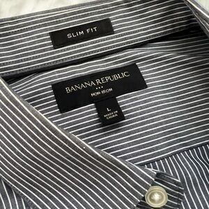 Banana Republic Men's Slim Fit Shirt - Navy and White Stripes